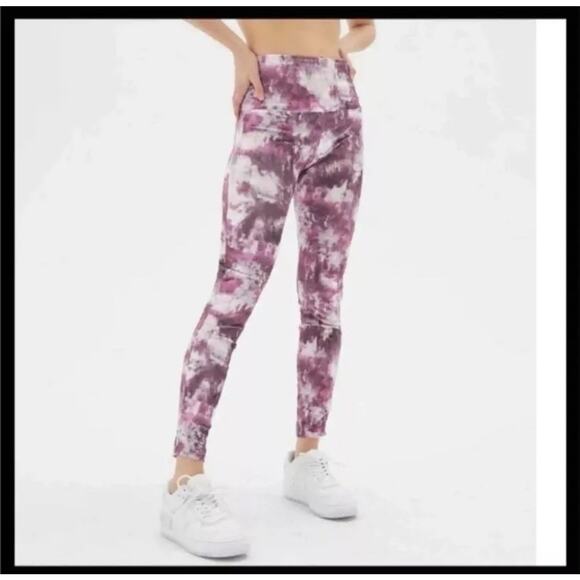 Urban Outfitters Out From Under Velvet Tie-Dye Leggings/Bra Set Purple XS/S - Picture 6 of 6